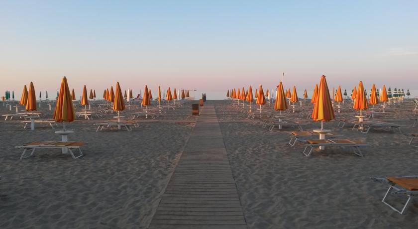 Hotel Camelia Rimini Luaran gambar