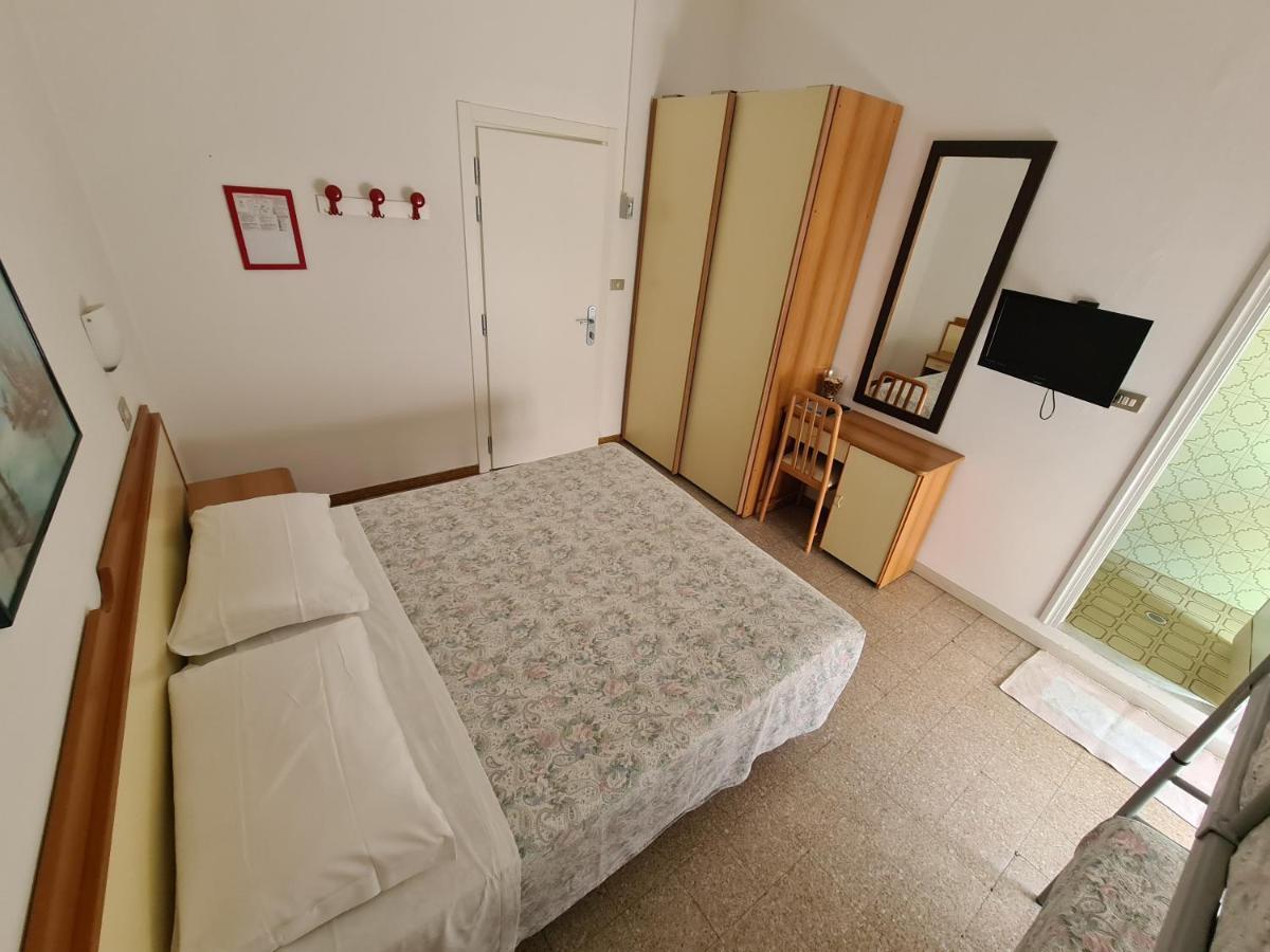 Hotel Camelia Rimini Bilik gambar